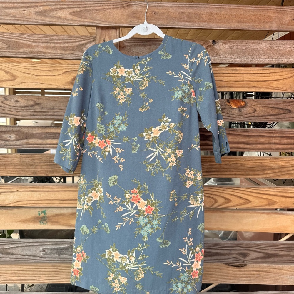 Banana Republic Blue Floral Long Sleeve Shift Dress Womens 4